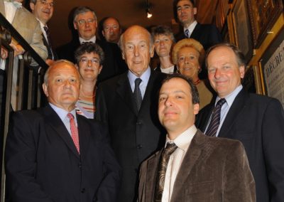 Les jurés du 4e Prix Jacques-Goddet prennent la pose. Peut-être sont-ils un peu plus solennels qu’à l’ordinaire !