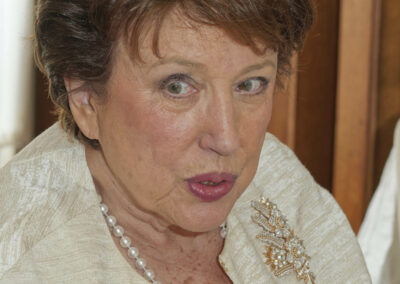 Roselyne Bachelot s’interroge de bon cœur : « Pourquoi les journalistes politiques n’écrivent pas aussi bien que les journalistes de sport ? » Dire tout haut ce que d’autres pensent tout bas...